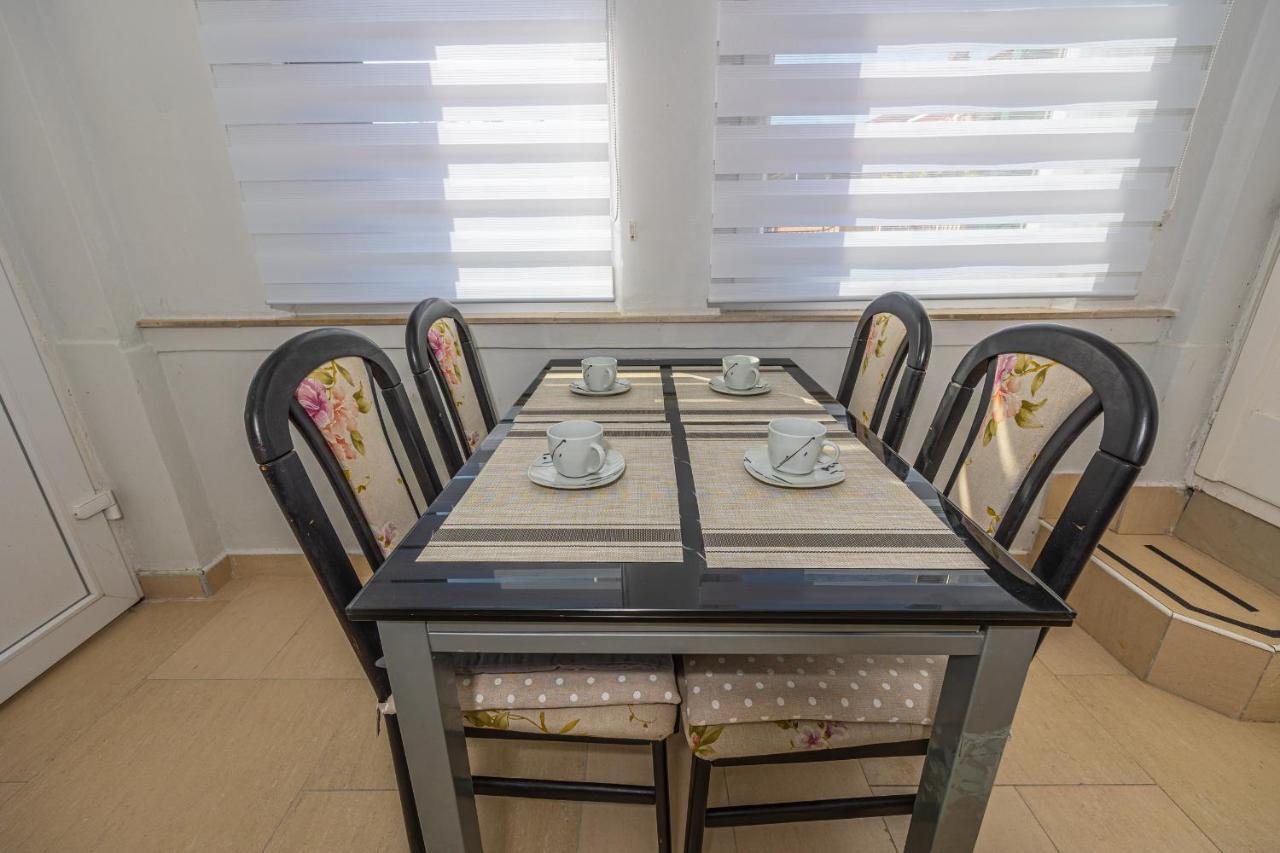 Lapis Appartement *